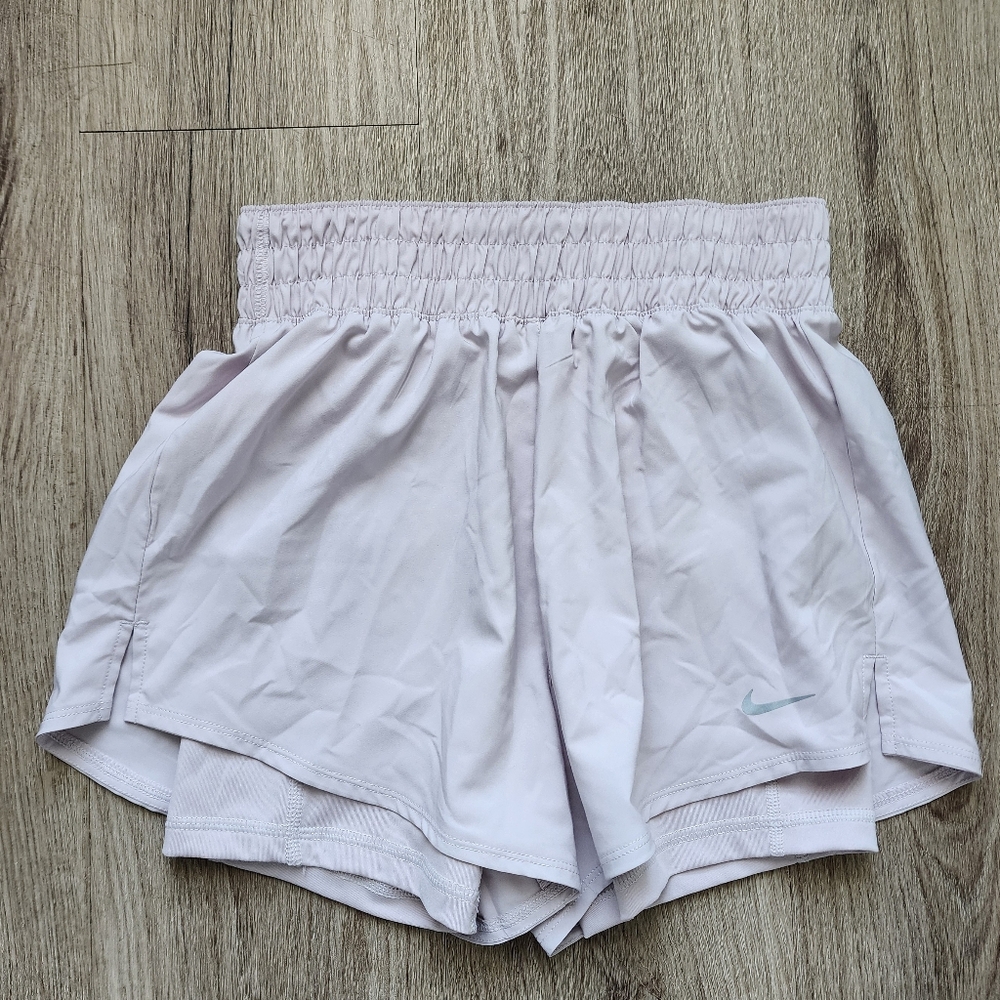Nike Women's Pale Pink Training Shorts With Spandex